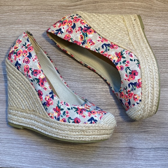 NWT Groove platform espadrilles wedge heel 6 - Picture 4 of 15